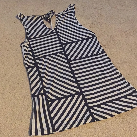 Gap Striped Tie Back Tank- Size S - Picture 3 of 3